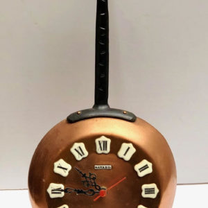 V10 שעון נחושת